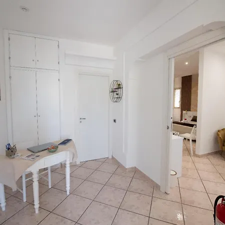 From Flori Bed and breakfast 3*