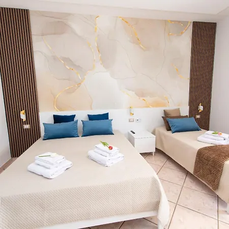 From Flori Bed & Breakfast 3*