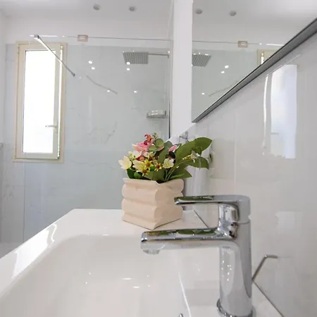 From Flori Bed & Breakfast Terrasini