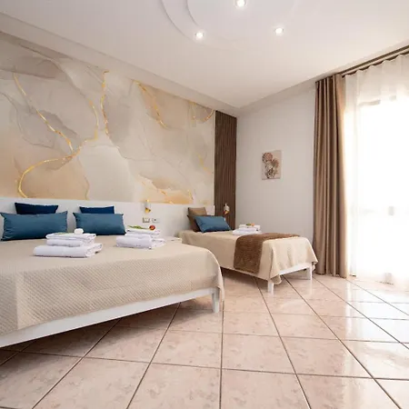 From Flori Bed and breakfast Terrasini