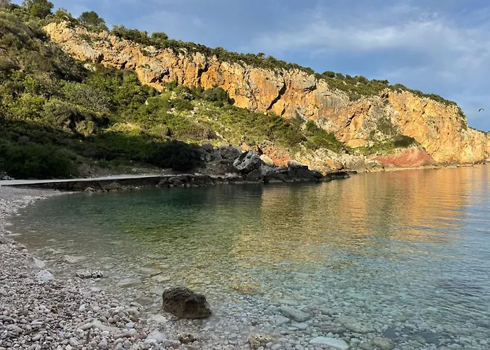 From Flori Bed & Breakfast Terrasini